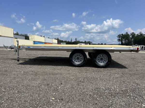 diamond deckover Equipment trailers for sale