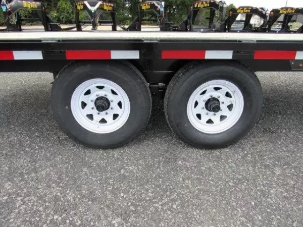Premier 8.5 x 18 Deckover Equipment Trailer – 14K GVW - Image 4
